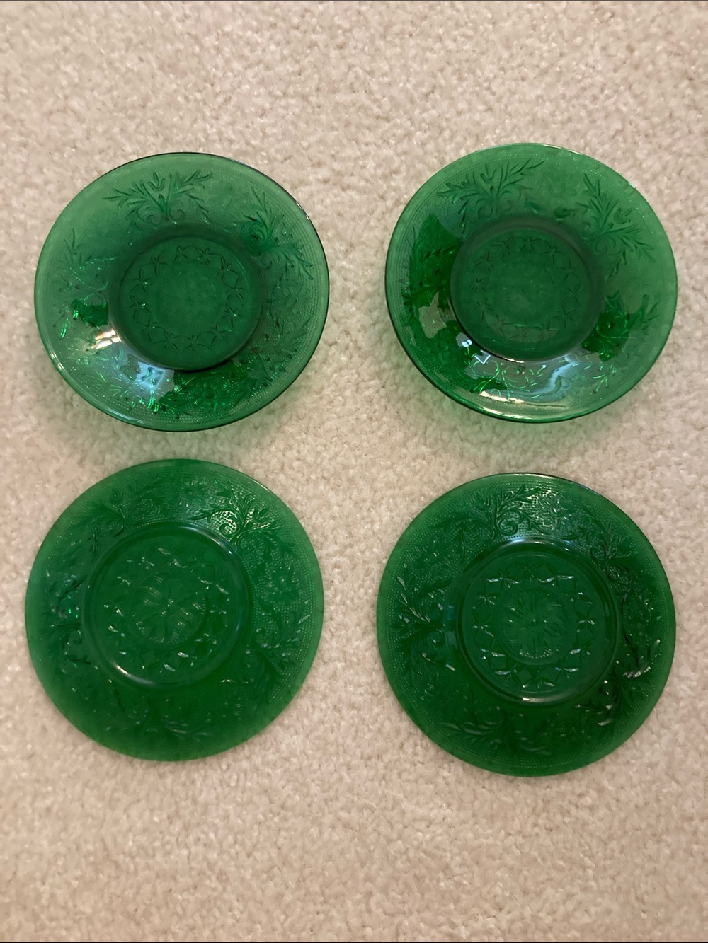 Anchor Hocking Emerald Green Glass Small Dessert Plates / Saucers - Set of 4